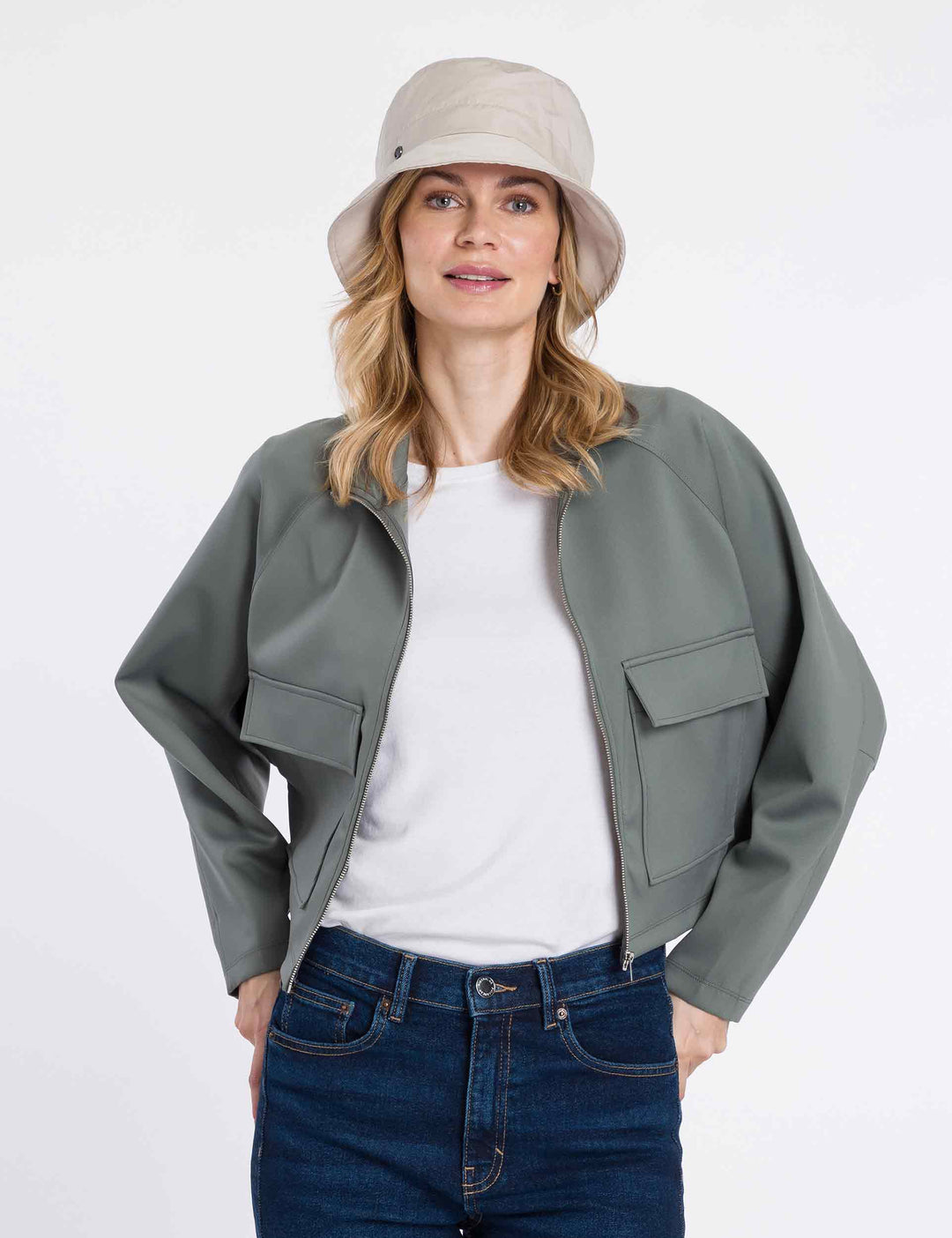 Loevenich Water Repellent Bucket Hat