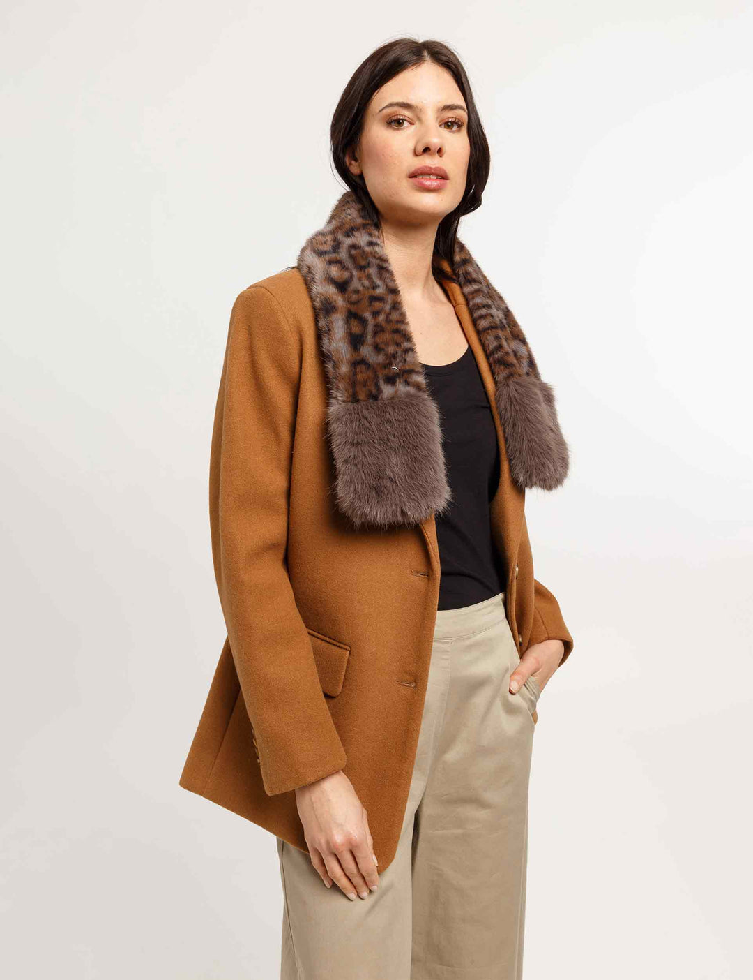 Faux Fur Leo Pull Thru Scarf