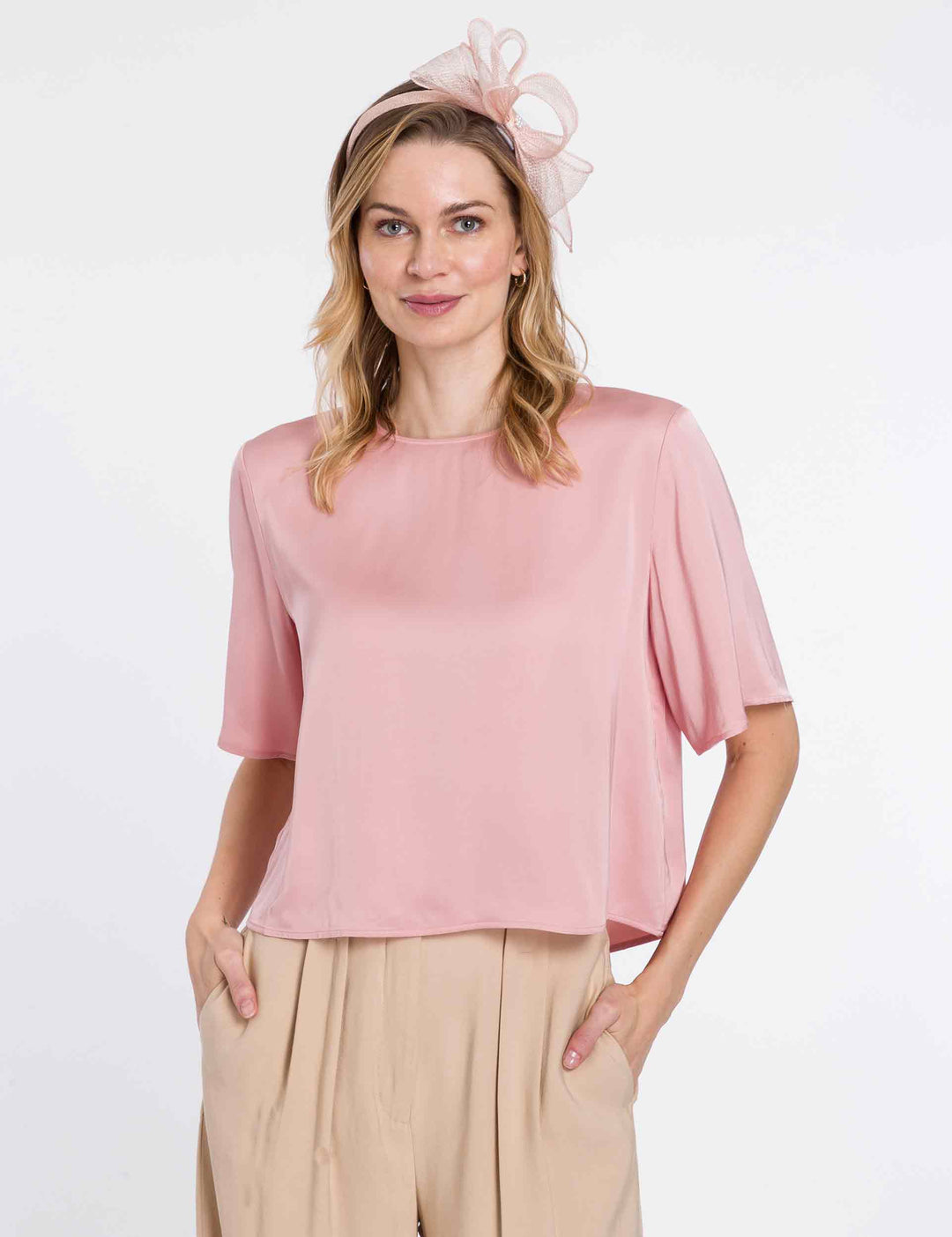Loevenich Bow & Pearls Fascinator